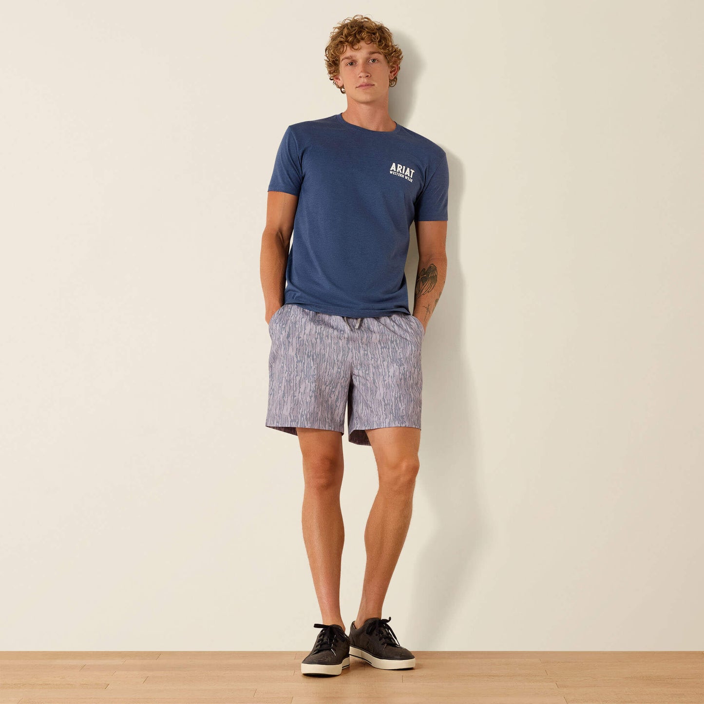 Ariat Ariat Outline Shop T-Shirt Online