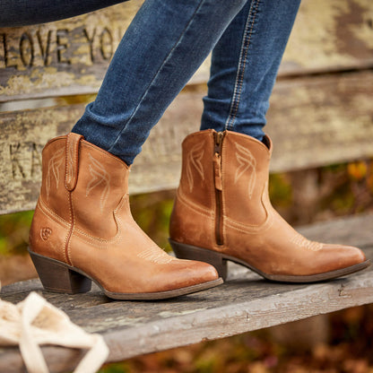 Ariat Darlin Western Boot Outlet
