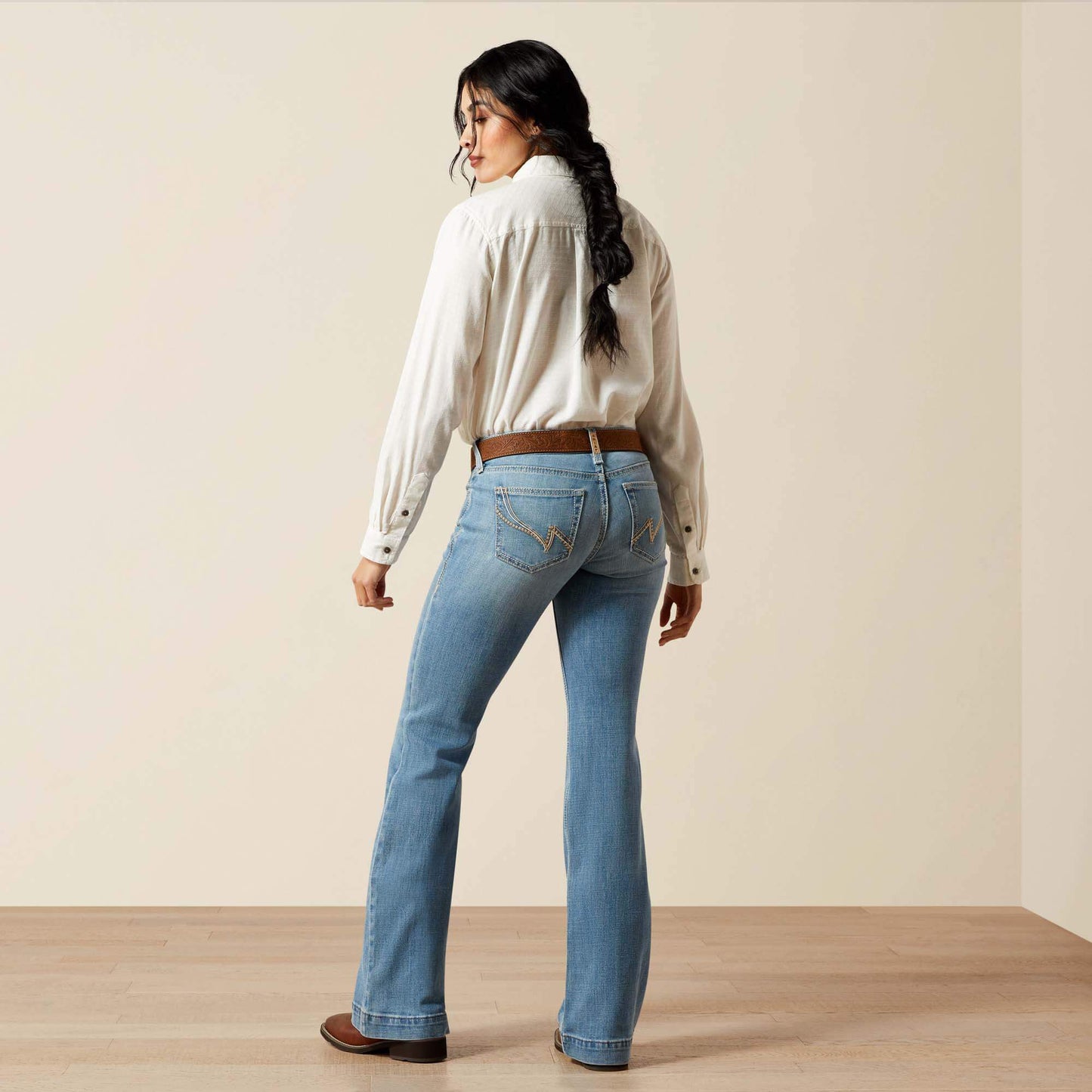 Ariat Mid Rise Giovana Leg Slim Trouser Jeans For Sale