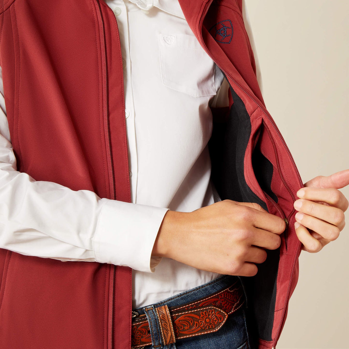 Ariat Ariat Logo Softshell Vest Online