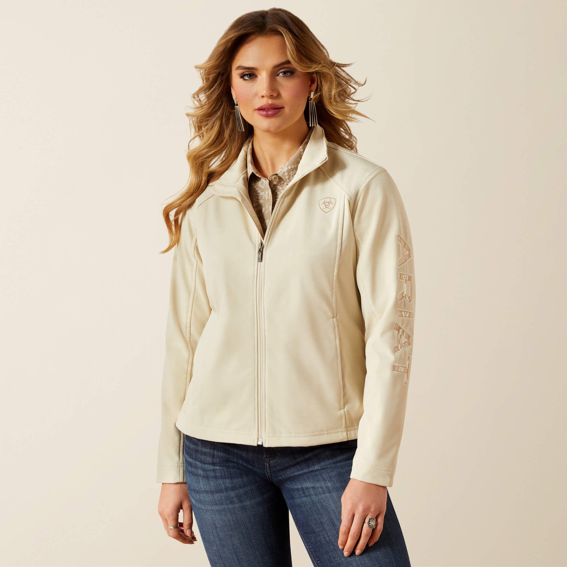 Ariat Ariat Logo Softshell Jacket On Sale