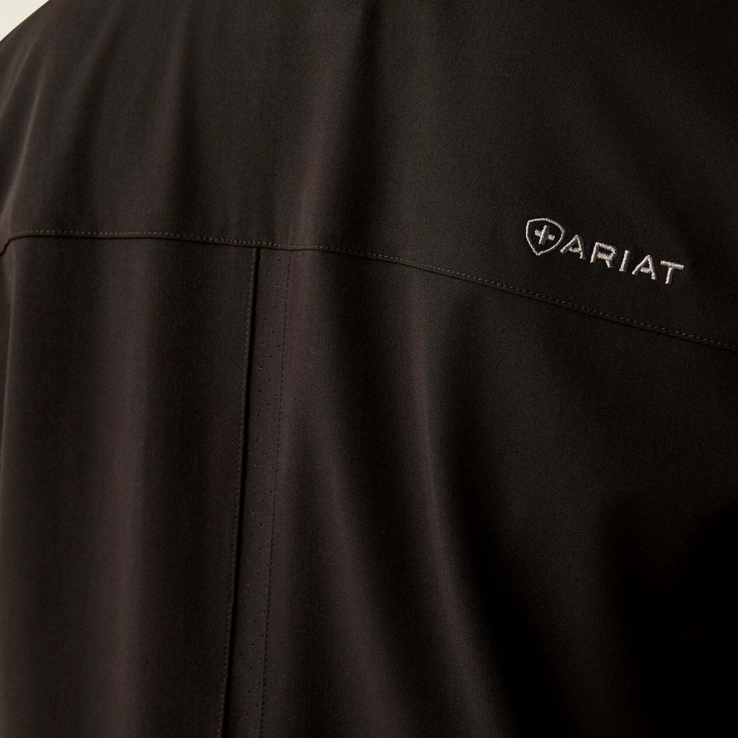 Ariat Clara 6 Pocket Scrub Top On Sale